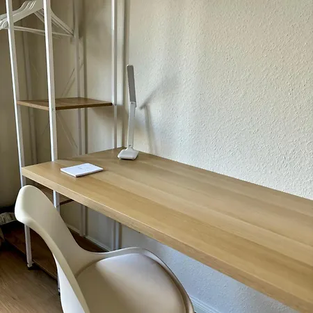 Apartmán Home & Apart - Stilvolles Apartment In Oldenburg-Kreyenbrueck - Balkon, Parkplatz & Wlan Oldenburg